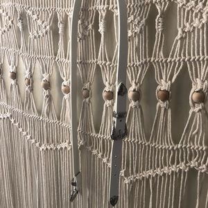 White double buckle belt